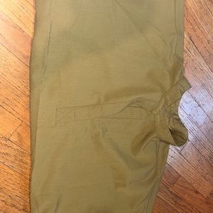 Figs scrub top (green)